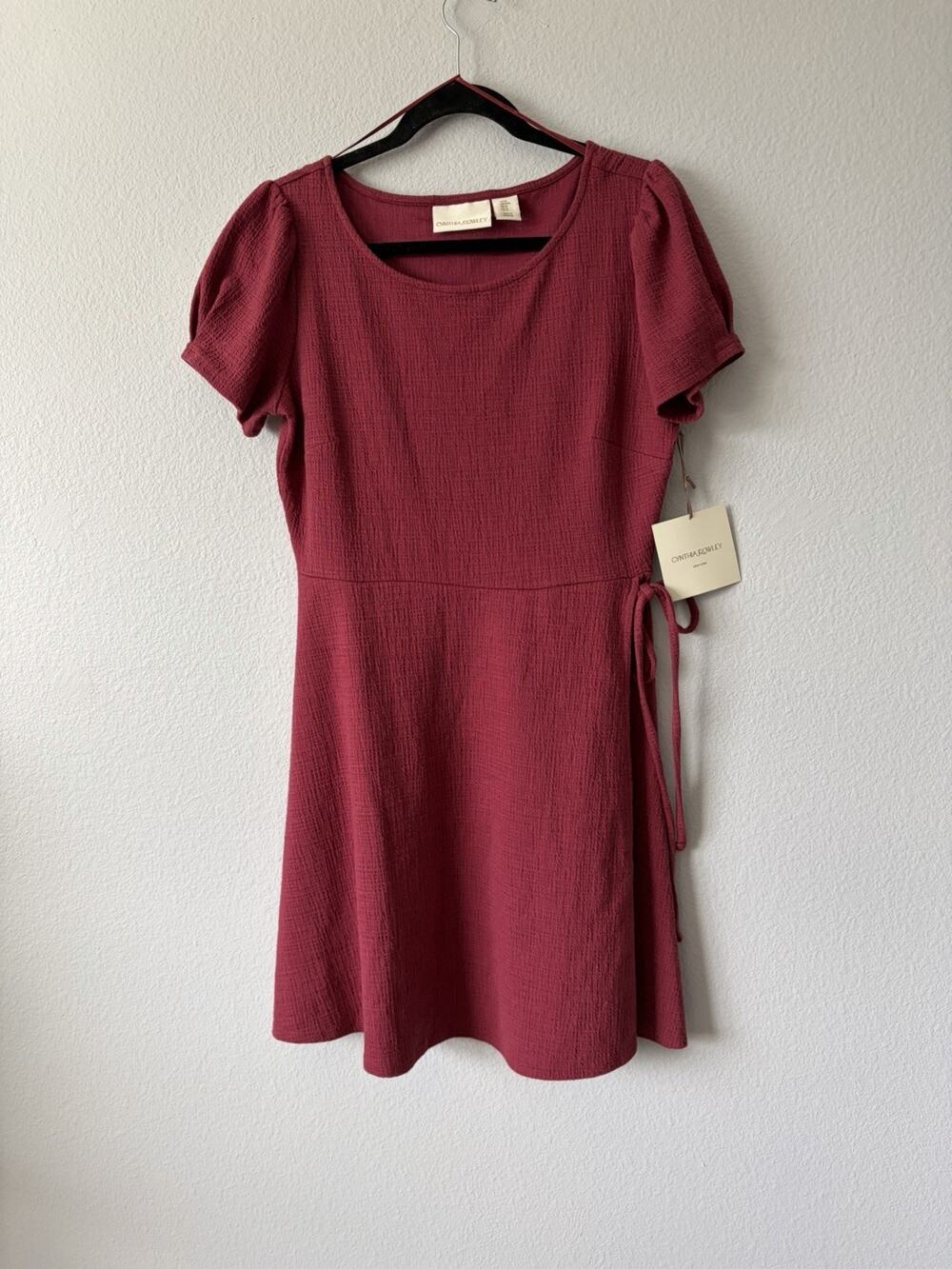 NWT Cynthia Rowley Burgundy Knit Puff Short Sleeve Tie Waist A-Line Dress Med